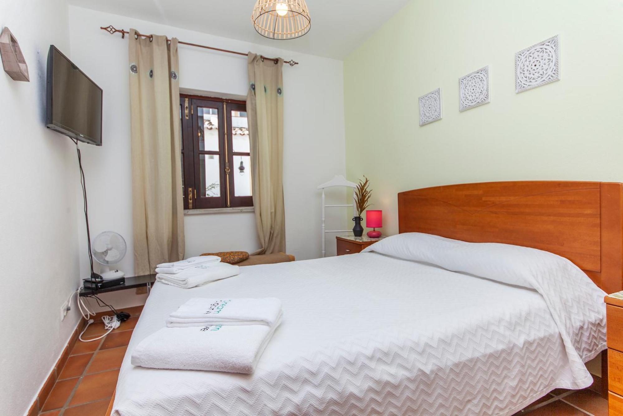 J - Casa Do Farol Guesthouse Lagos Bilik gambar